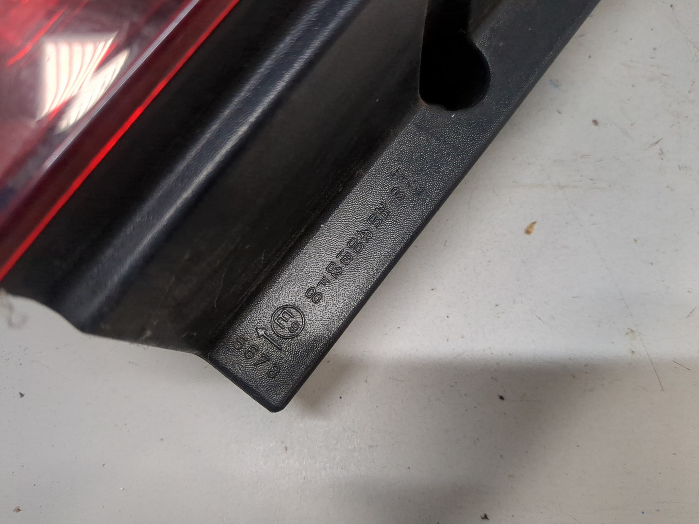 Фонарь задний левый