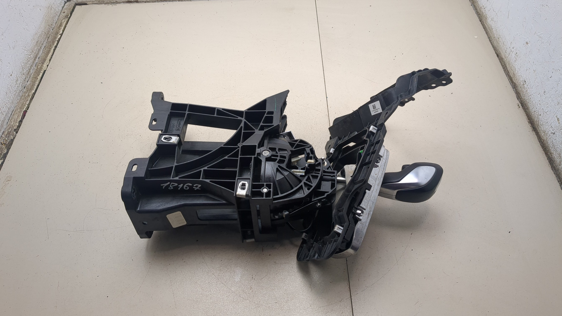 Кулиса МКПП / АКПП