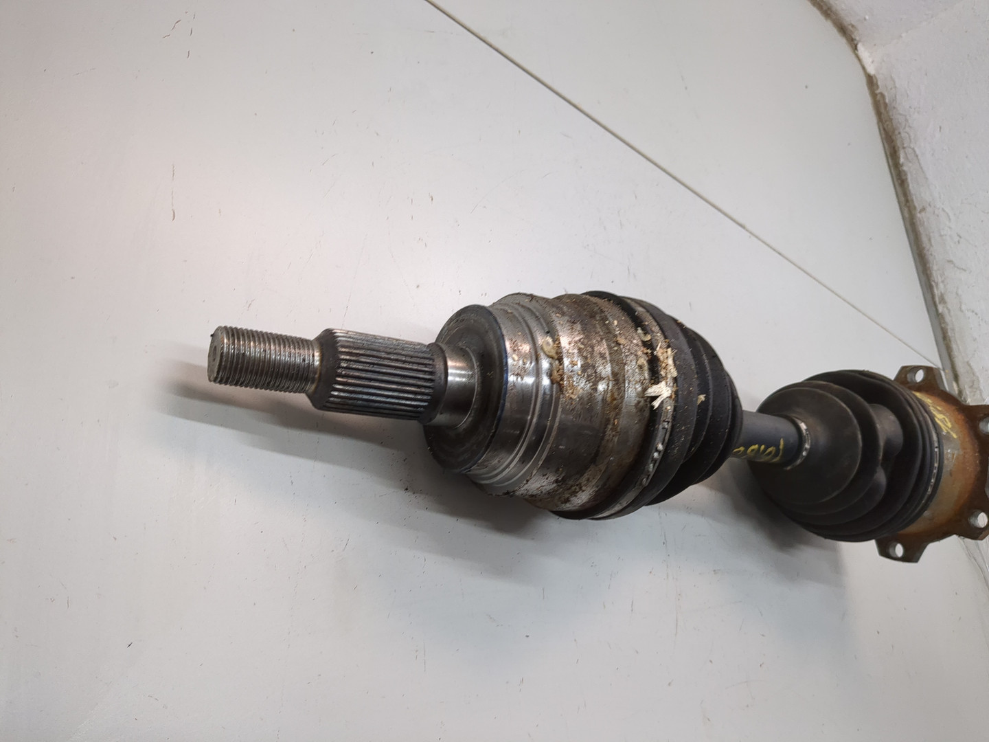 Полуось передняя