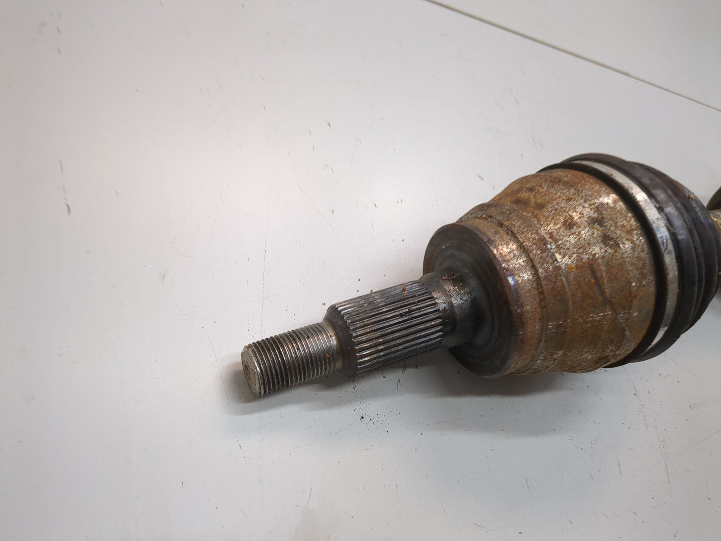 Полуось передняя