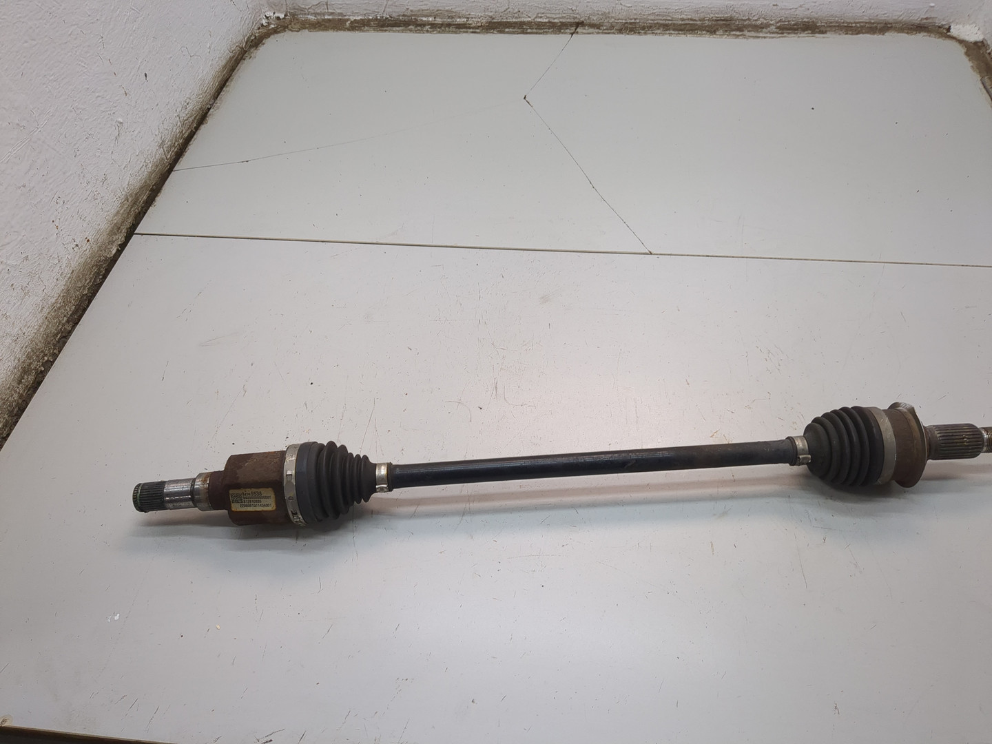 Полуось задняя