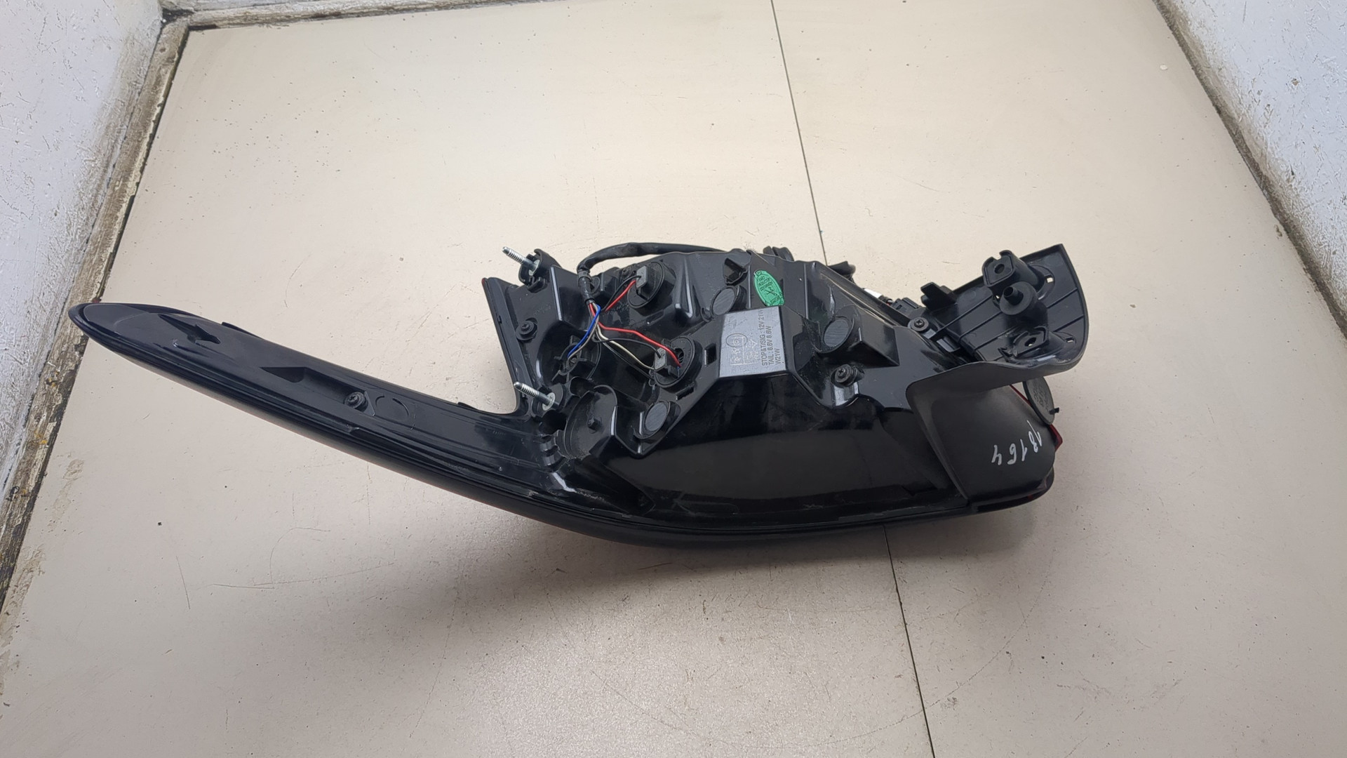 Фонарь задний левый