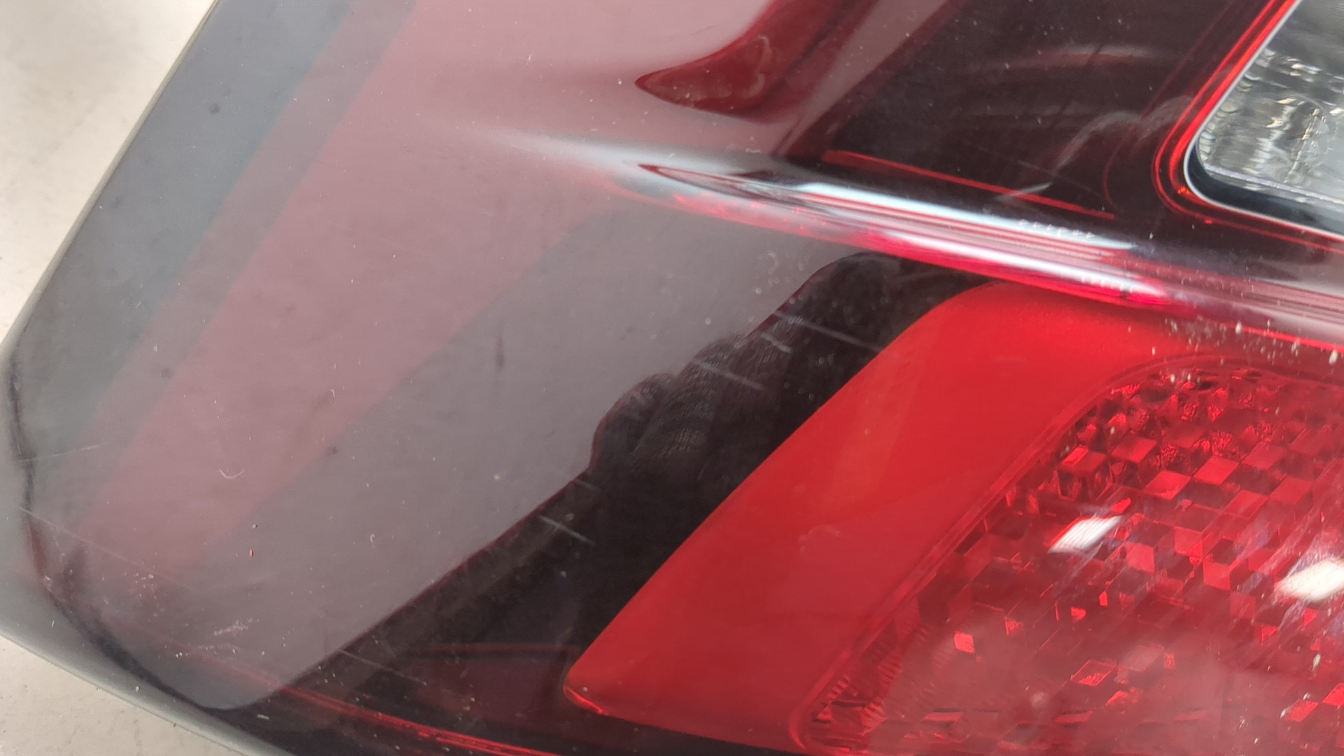 Фонарь задний левый