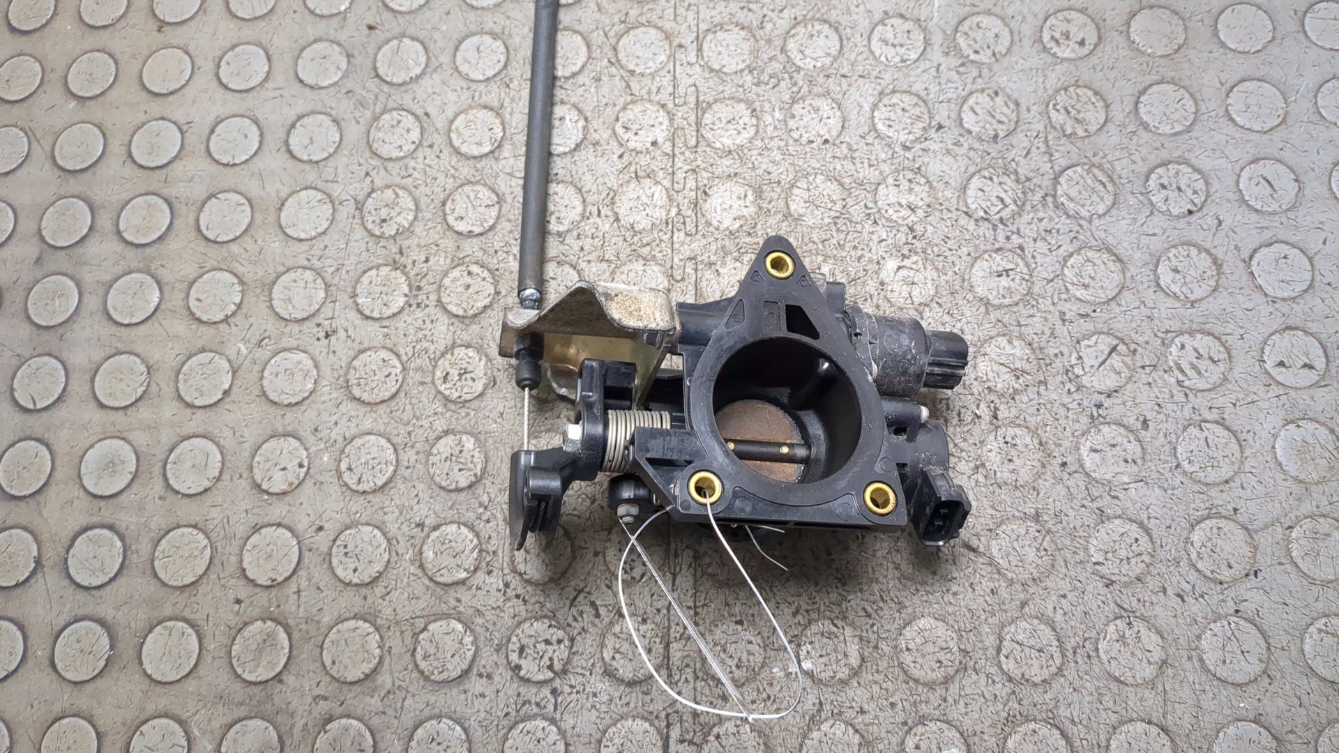 Заслонка дроссельная электрическая