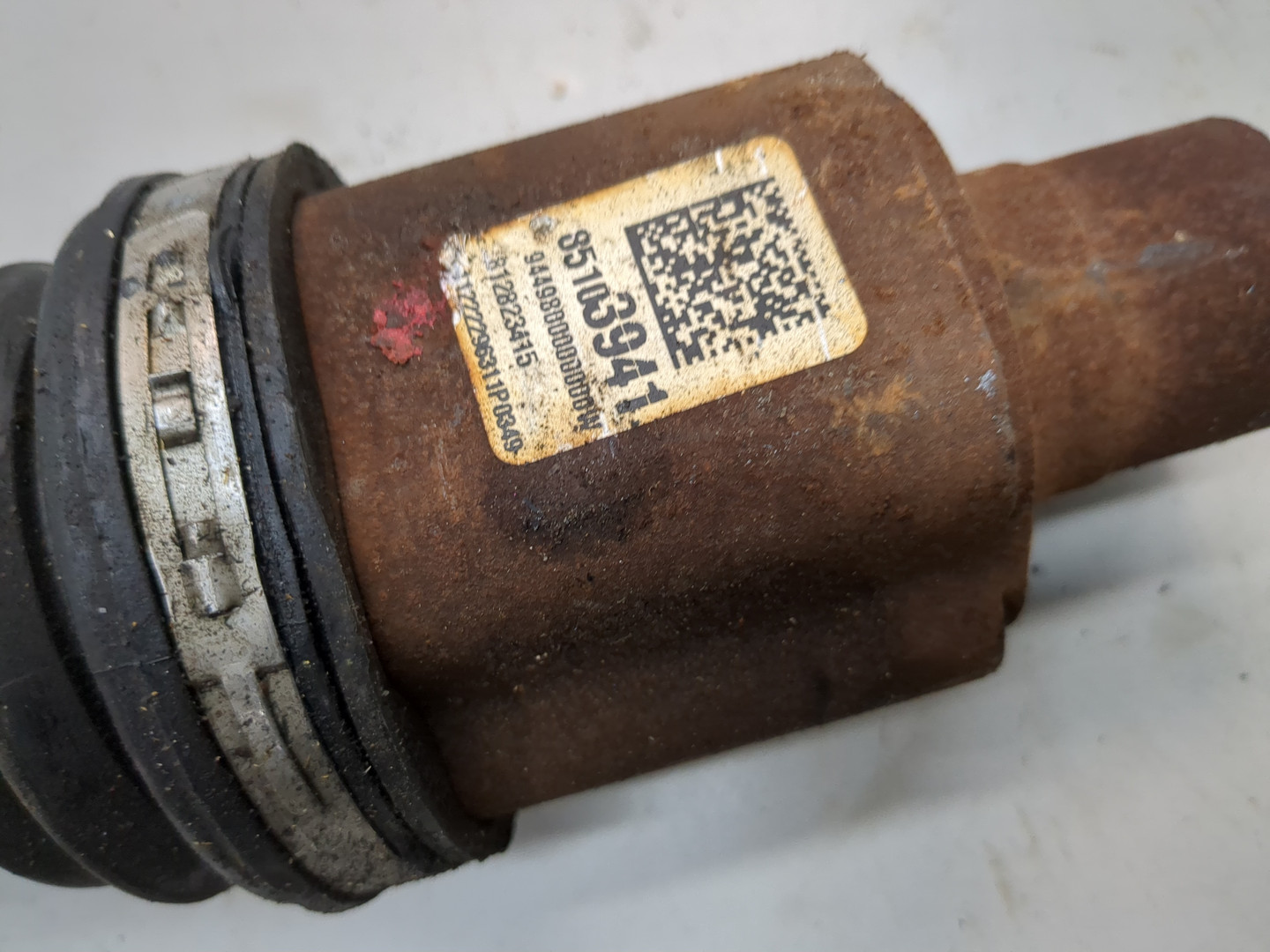 Полуось передняя правая