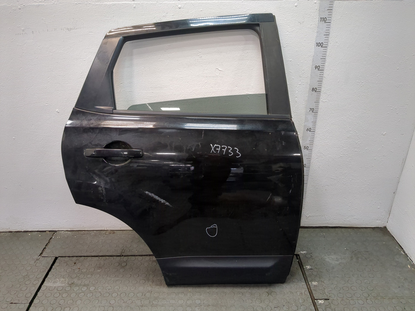 Дверь задняя правая