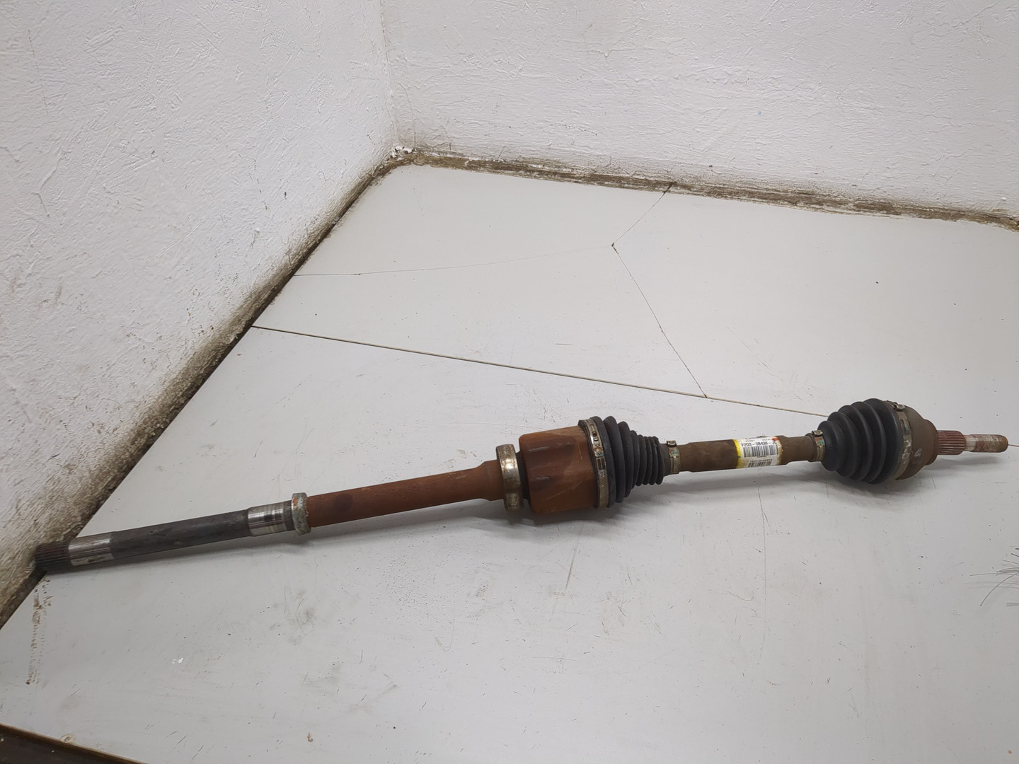 Полуось передняя правая