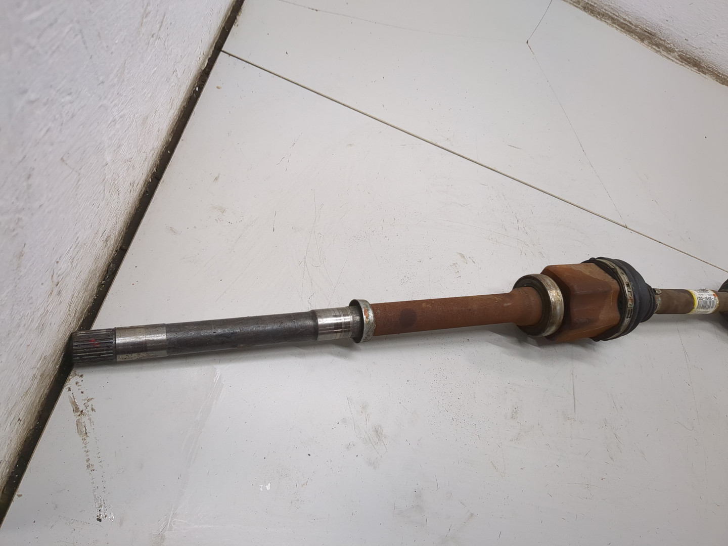 Полуось передняя правая