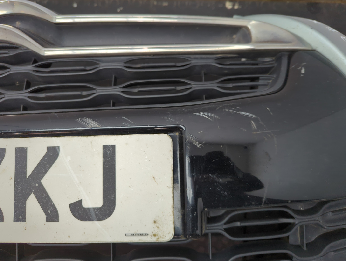 Бампер передний