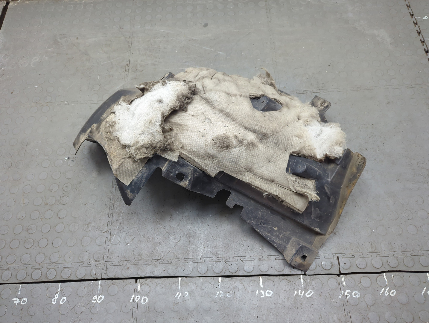 Локер передний левый