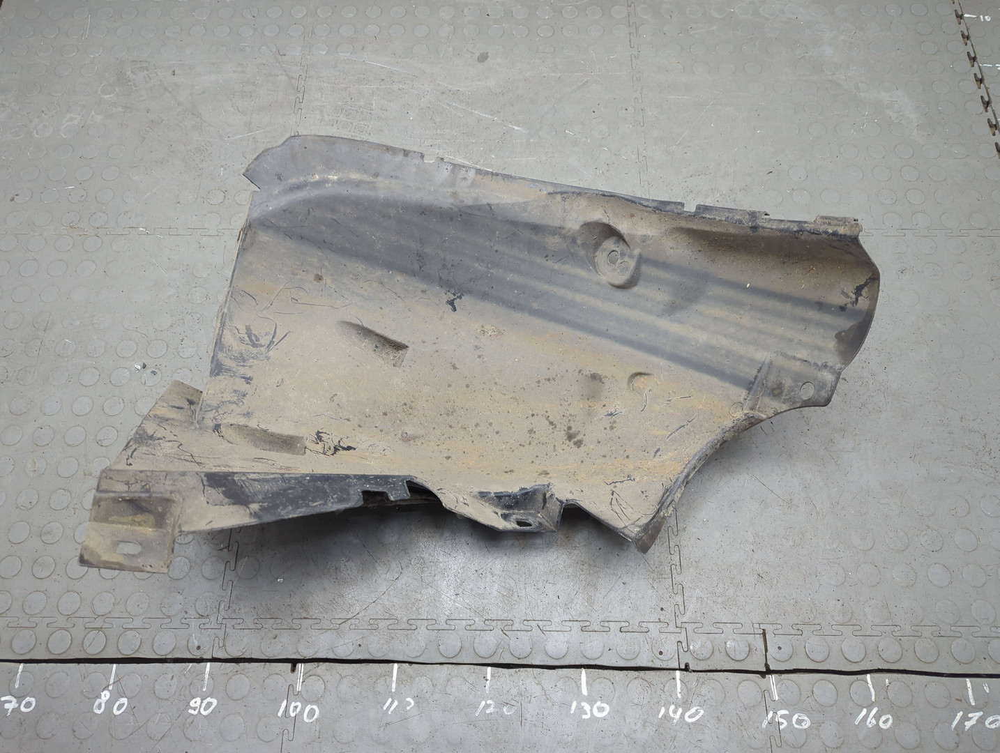 Локер передний левый