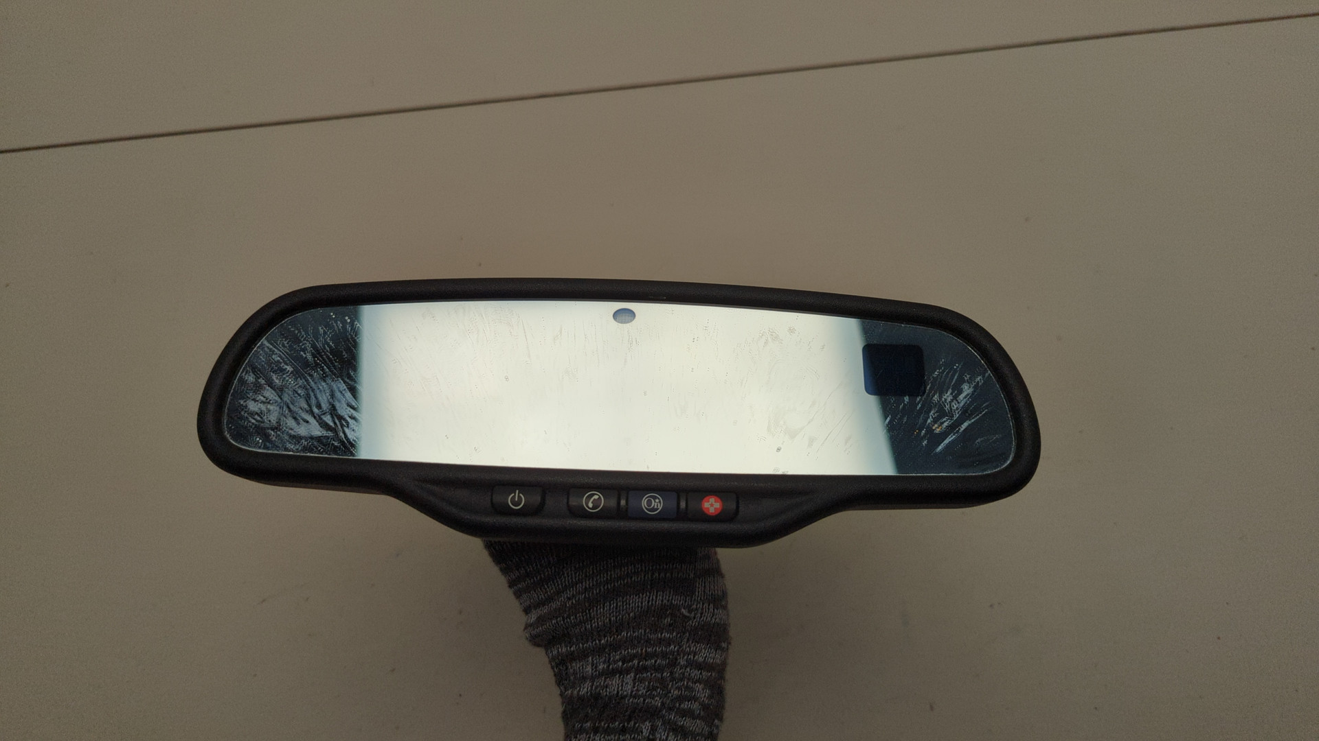 Зеркало заднего вида