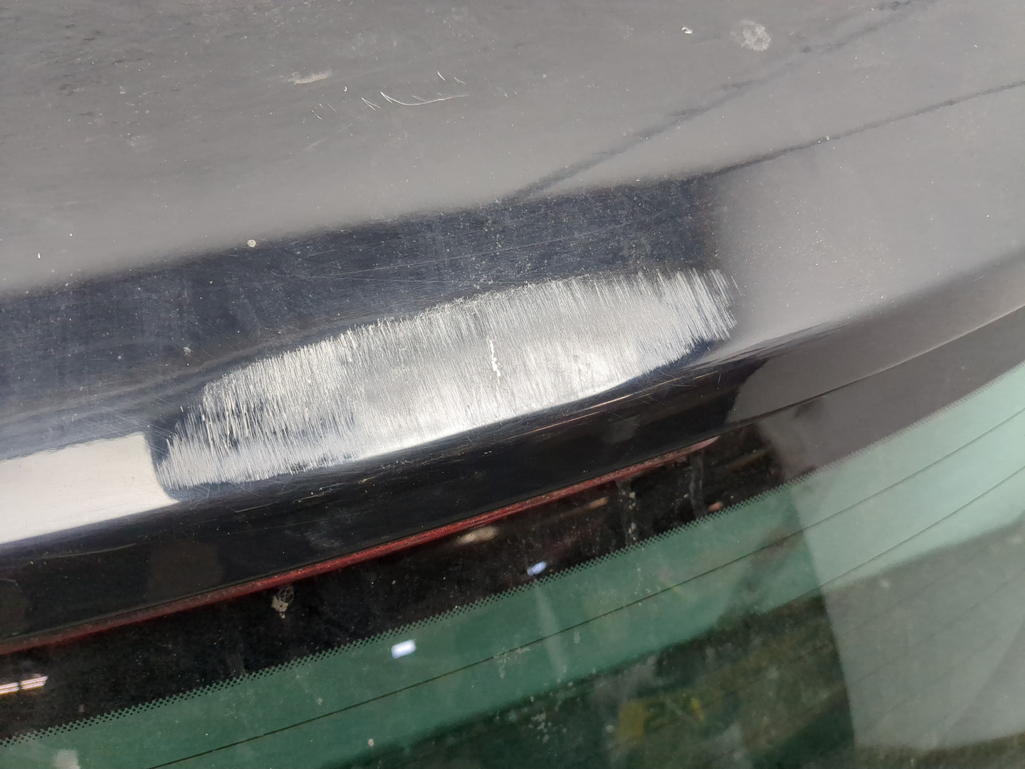 Дверь багажника