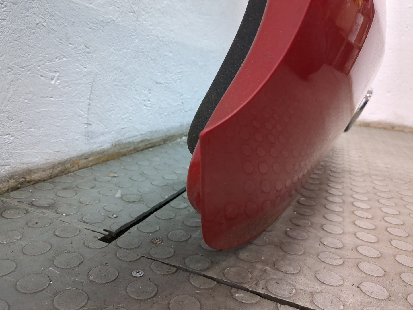 Дверь багажника