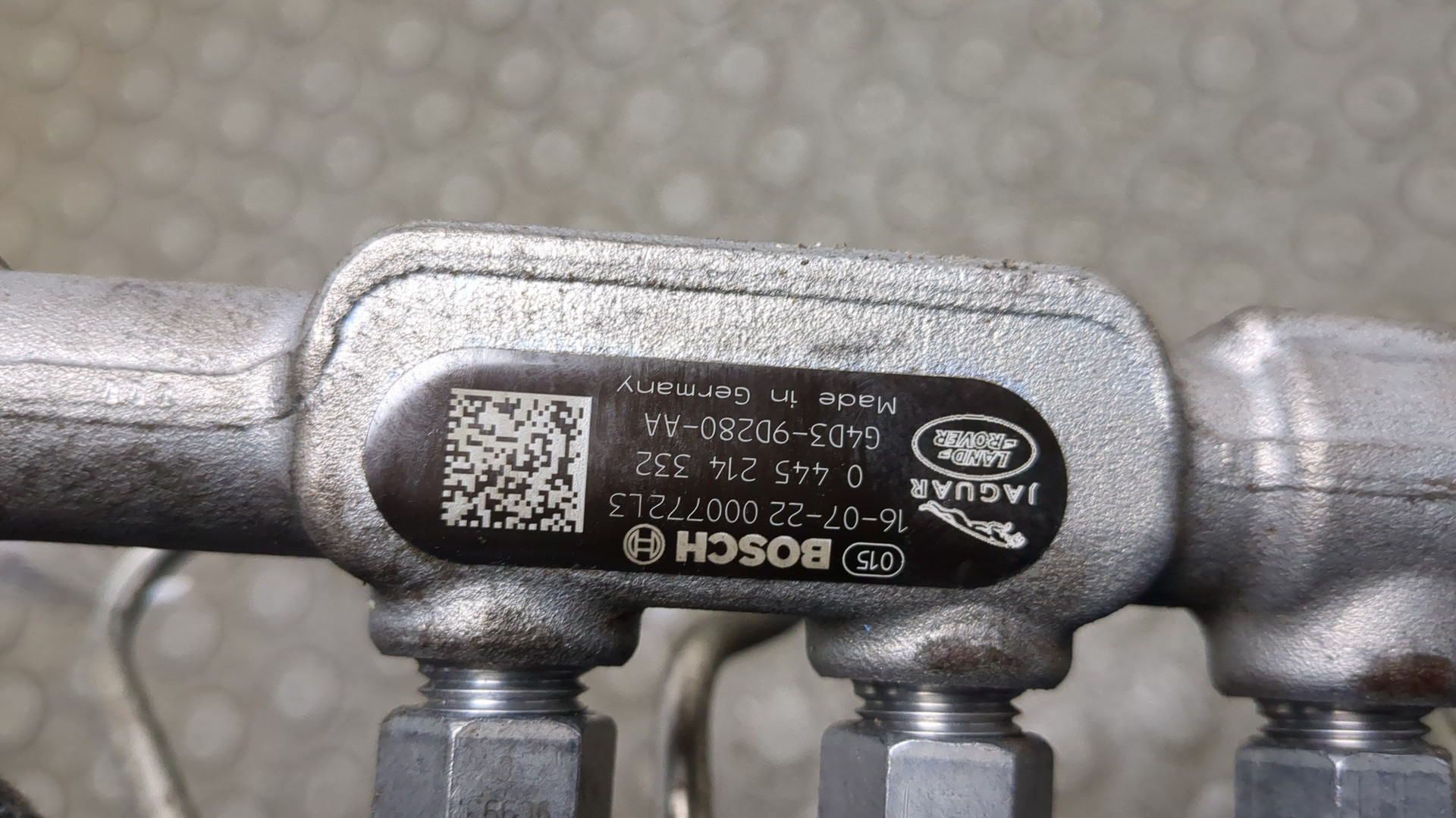 Рейка топливная (рампа)