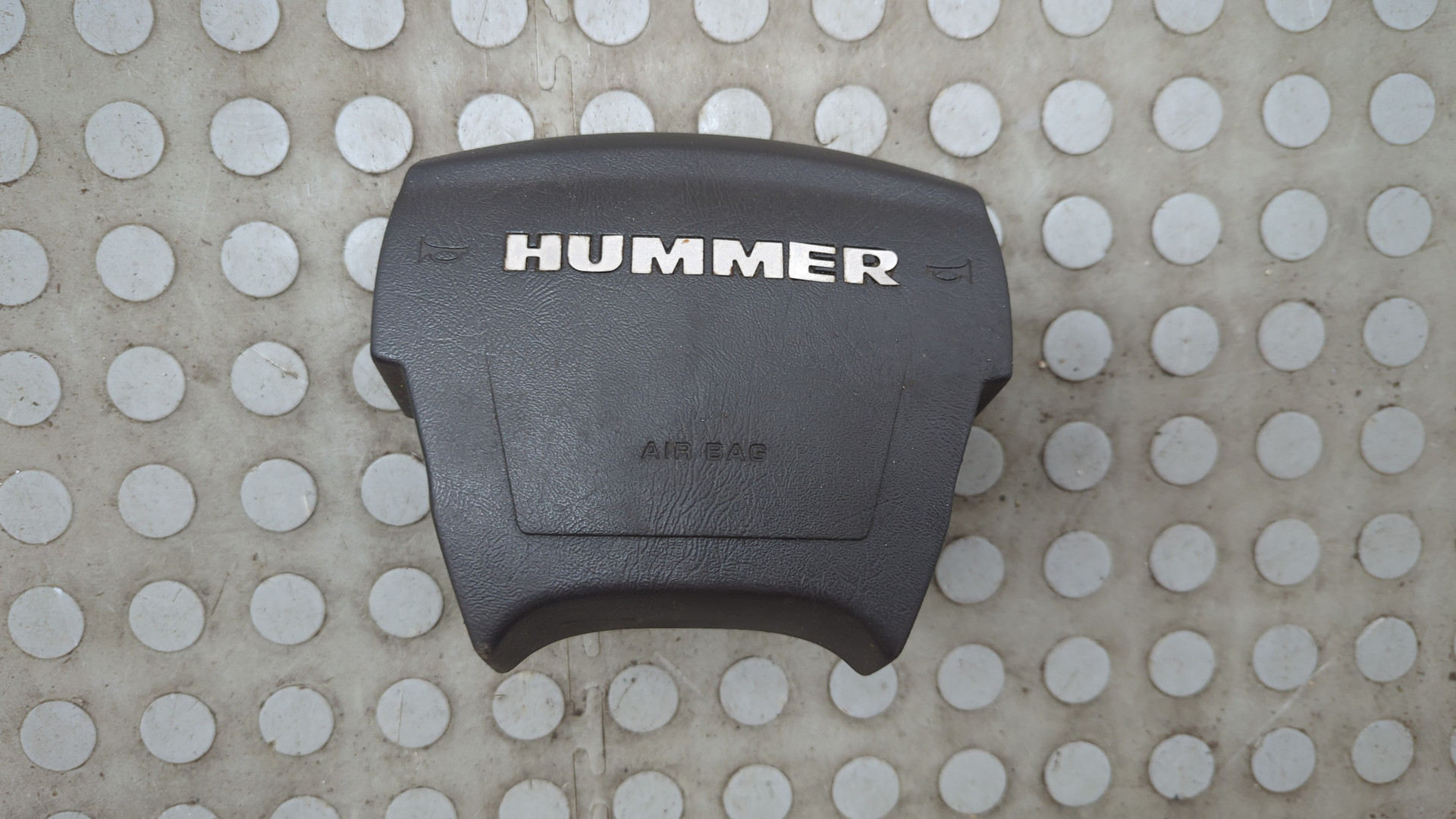 Подушка безопасности в рулевое колесо