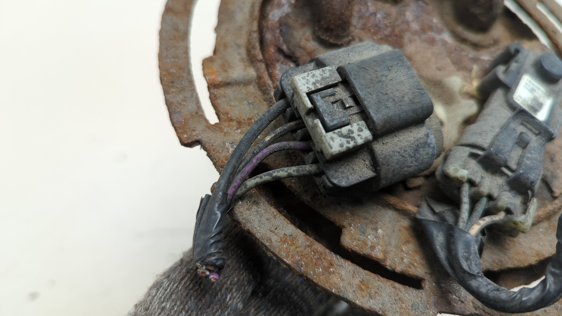 Насос топливный электрический