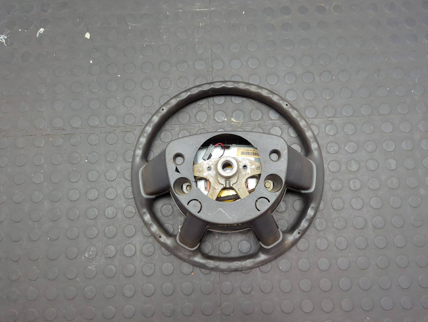 Рулевое колесо (руль)