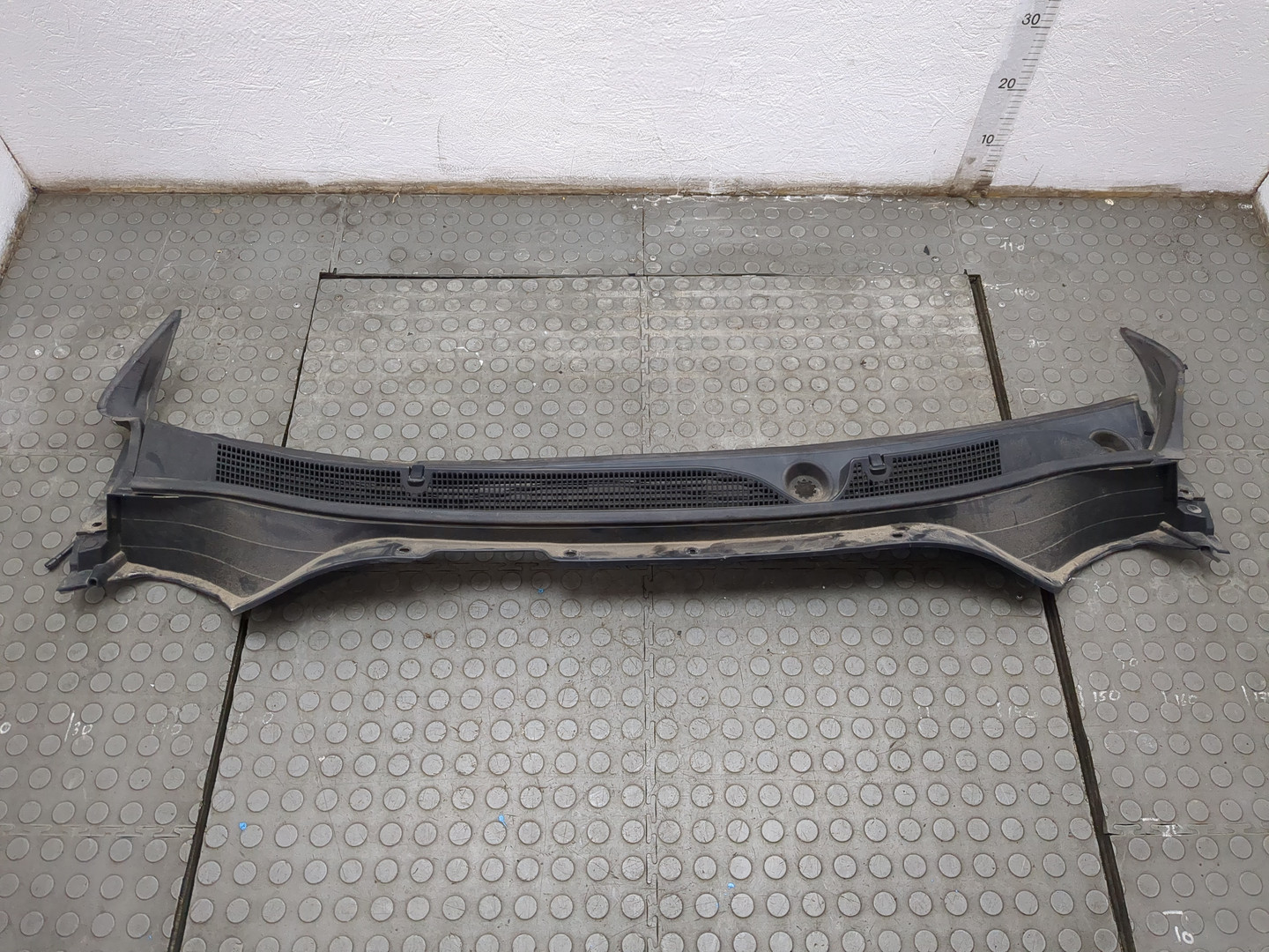 Решетка стеклоочистителей (Жабо)