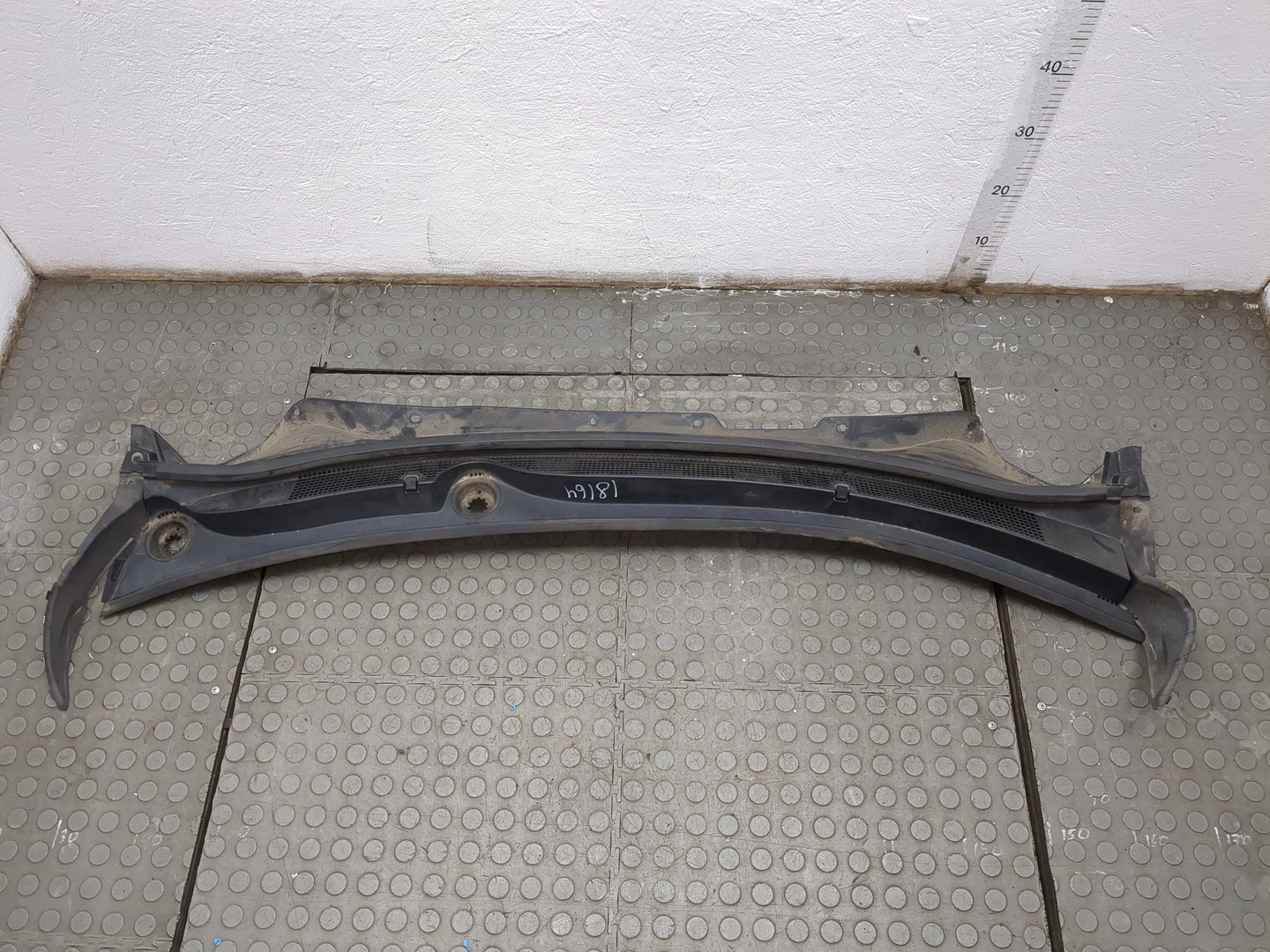 Решетка стеклоочистителей (Жабо)