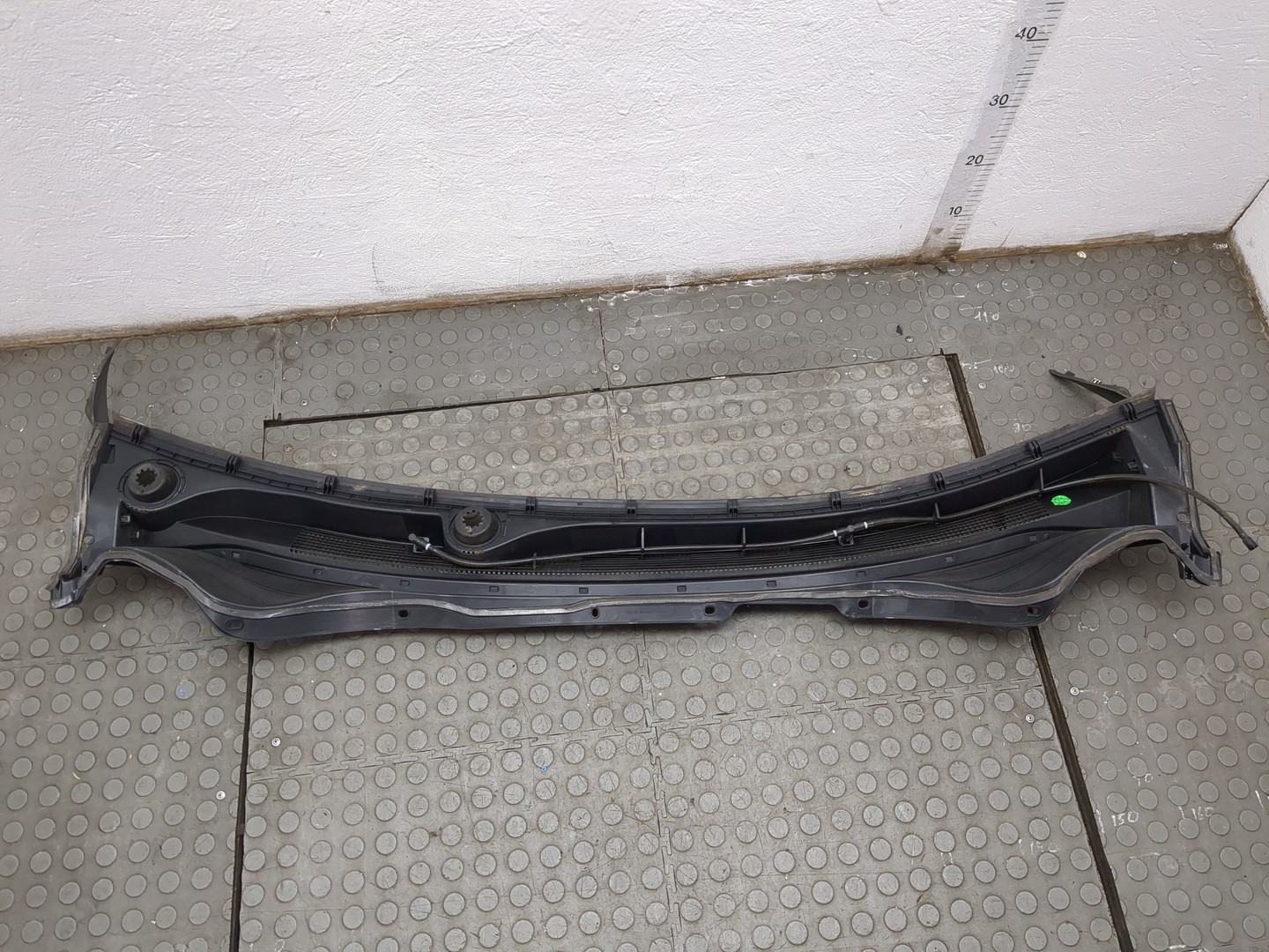 Решетка стеклоочистителей (Жабо)