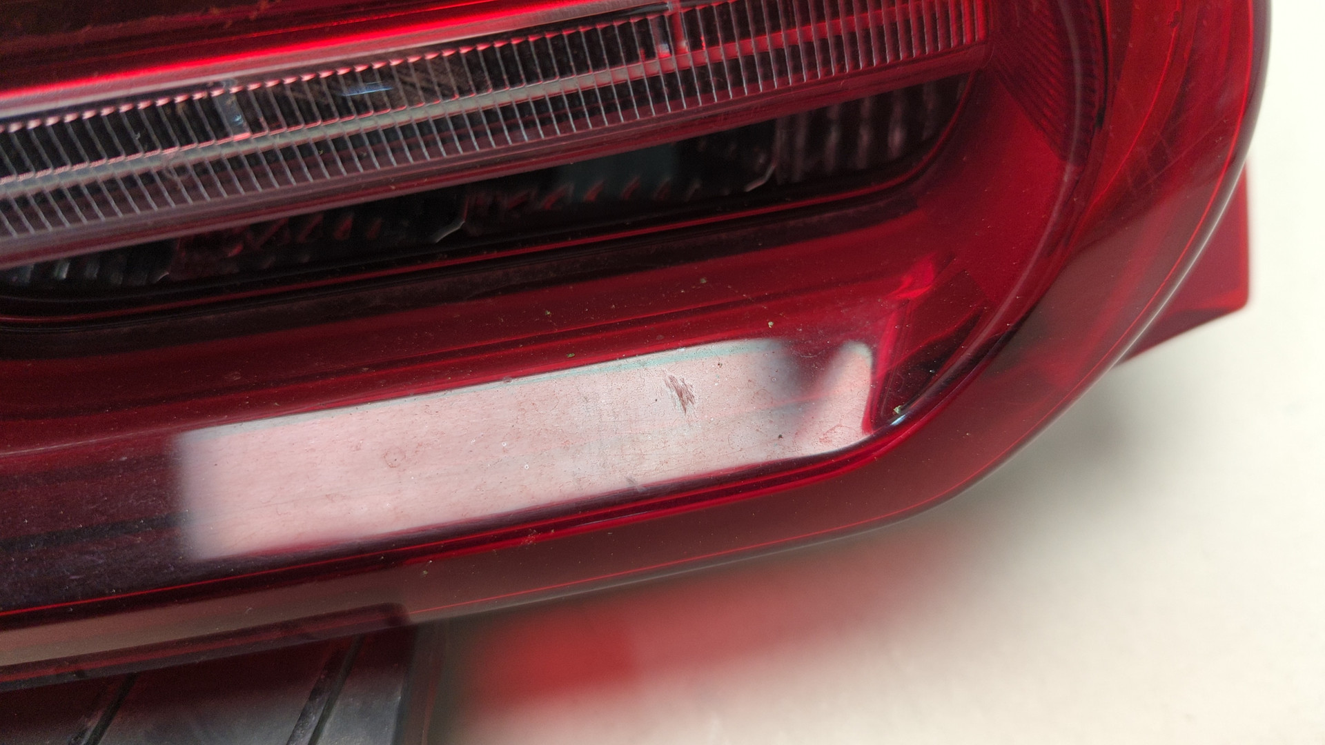 Фонарь задний правый