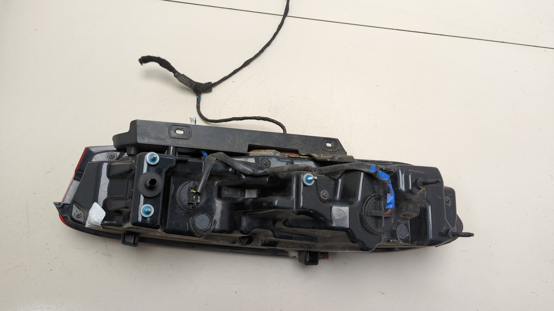 Фонарь задний правый