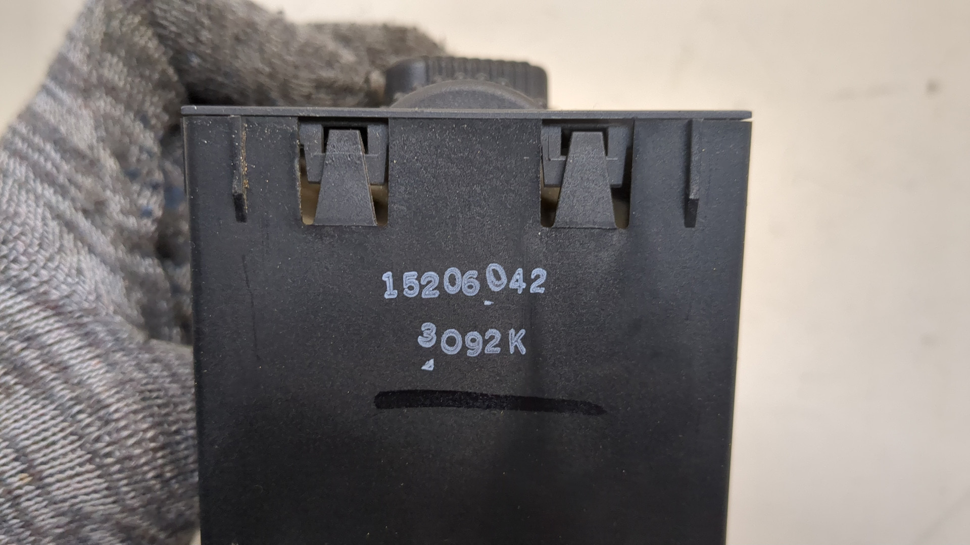 Переключатель света фар