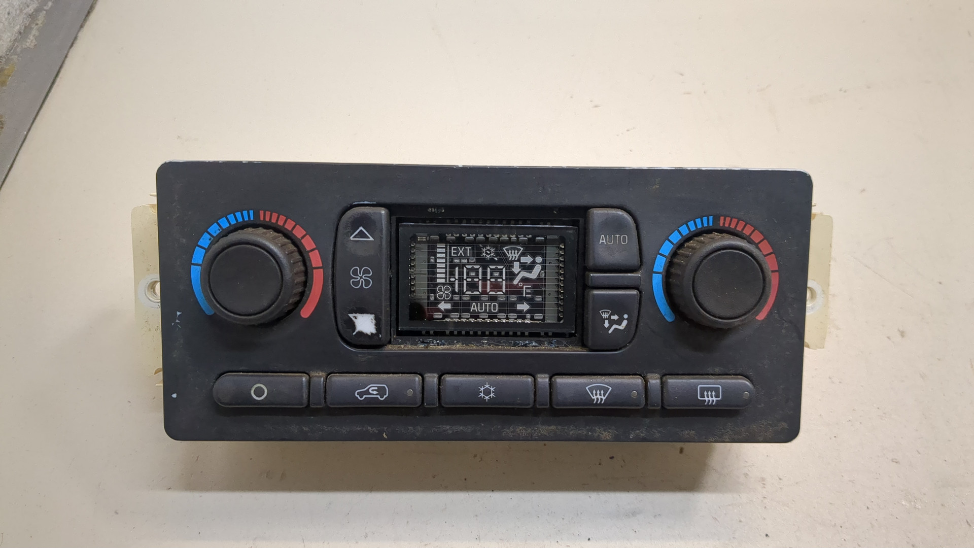 Переключатель отопителя