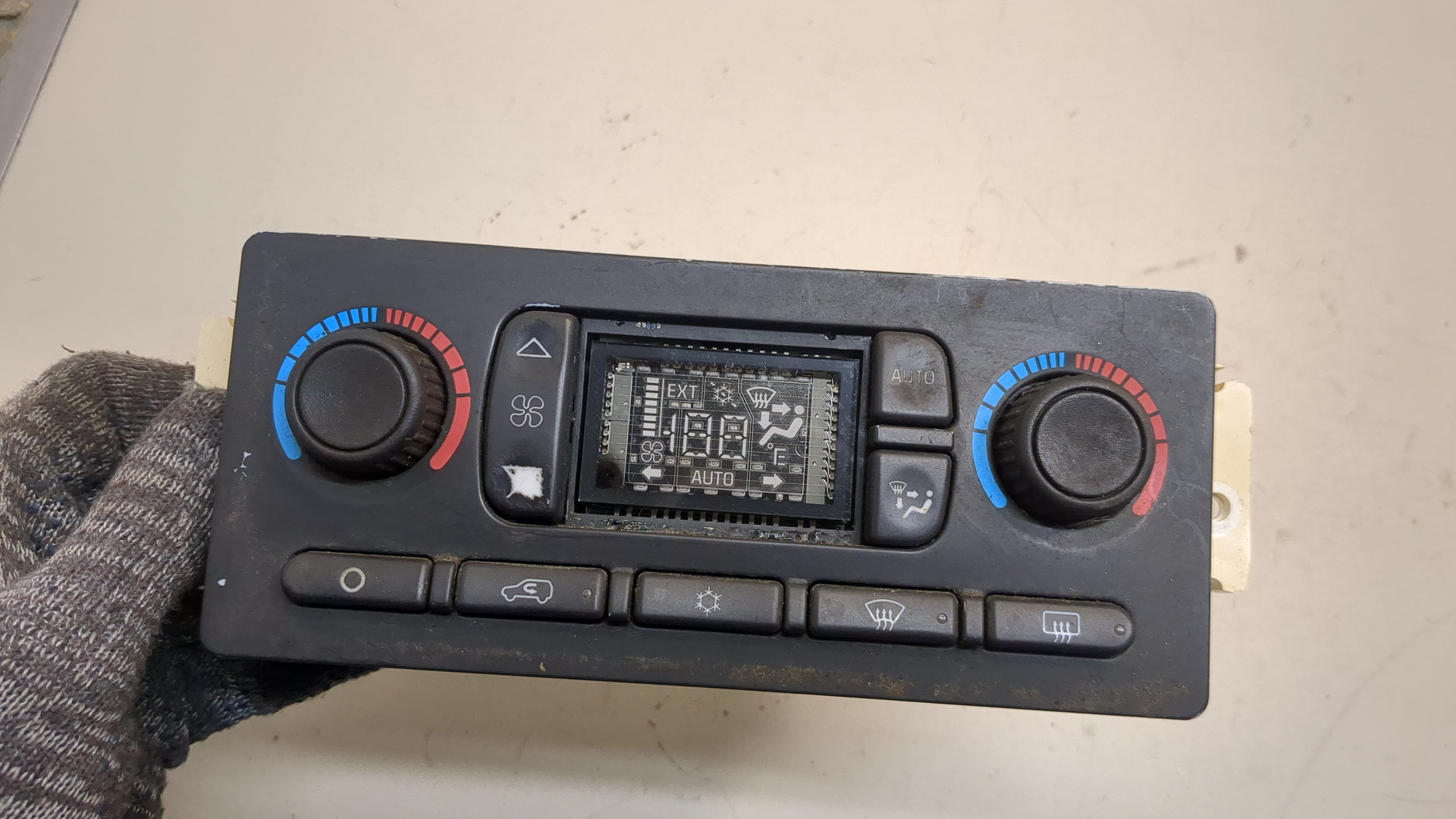 Переключатель отопителя