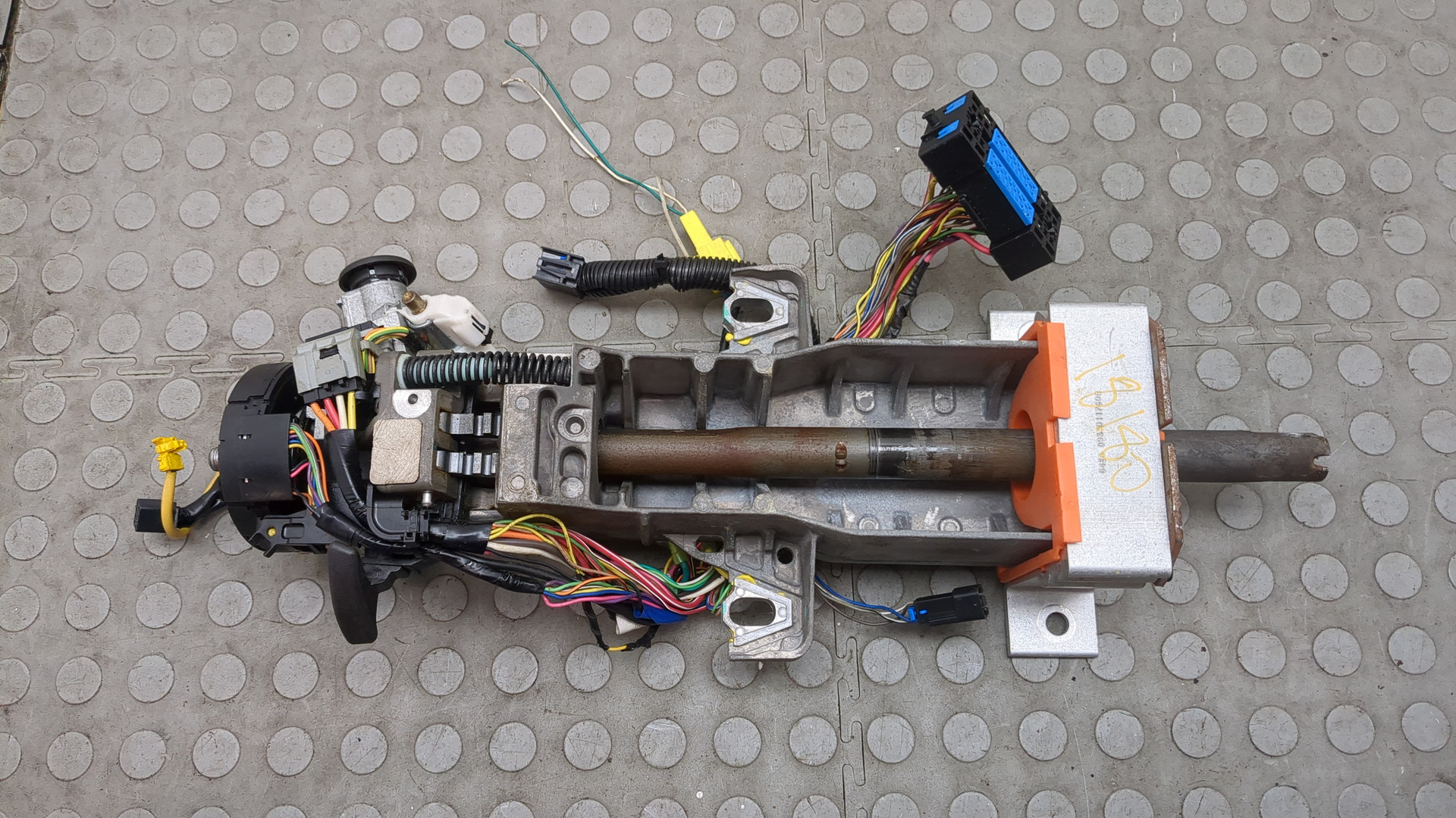 Колонка рулевая