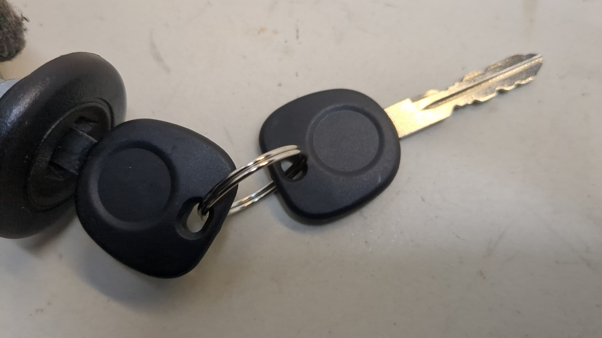 Вставка замка двери