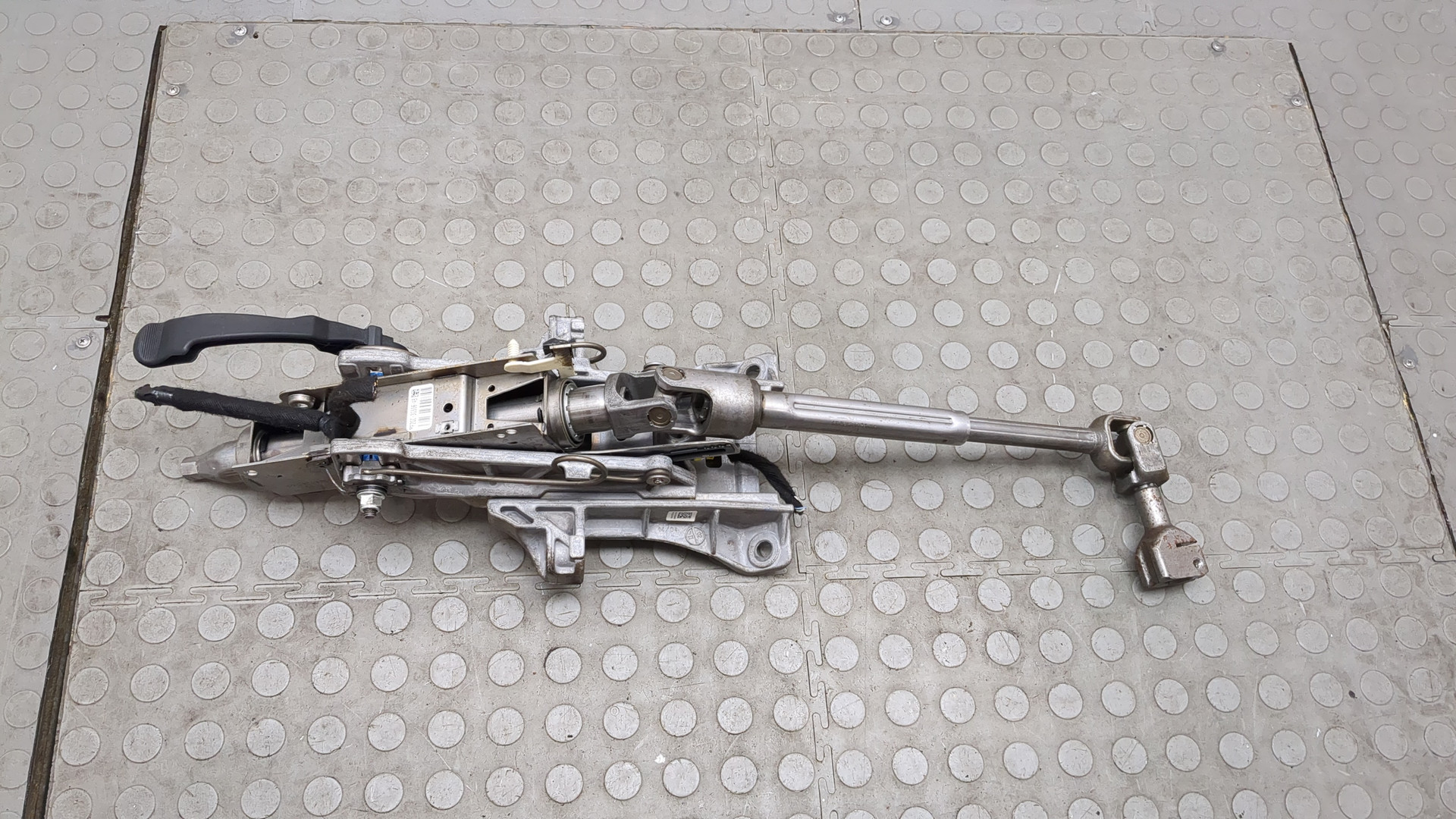 Колонка рулевая