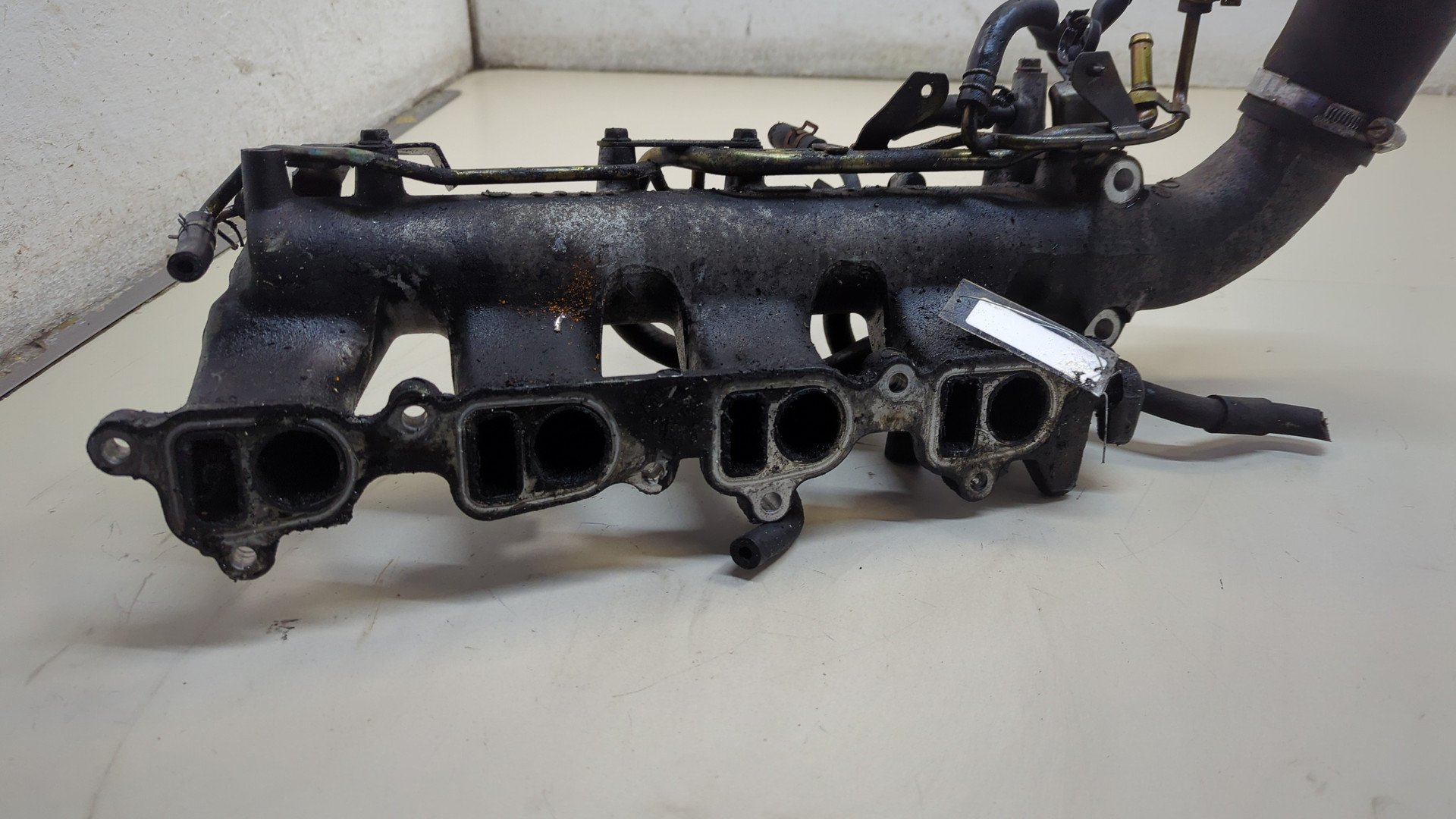 Коллектор впускной