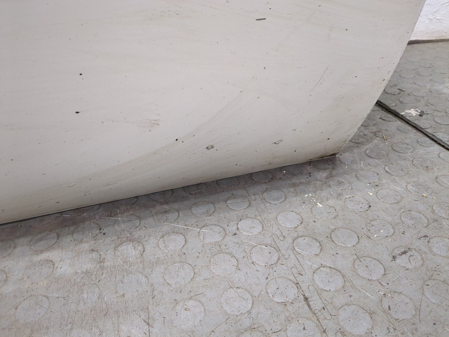 Дверь передняя левая