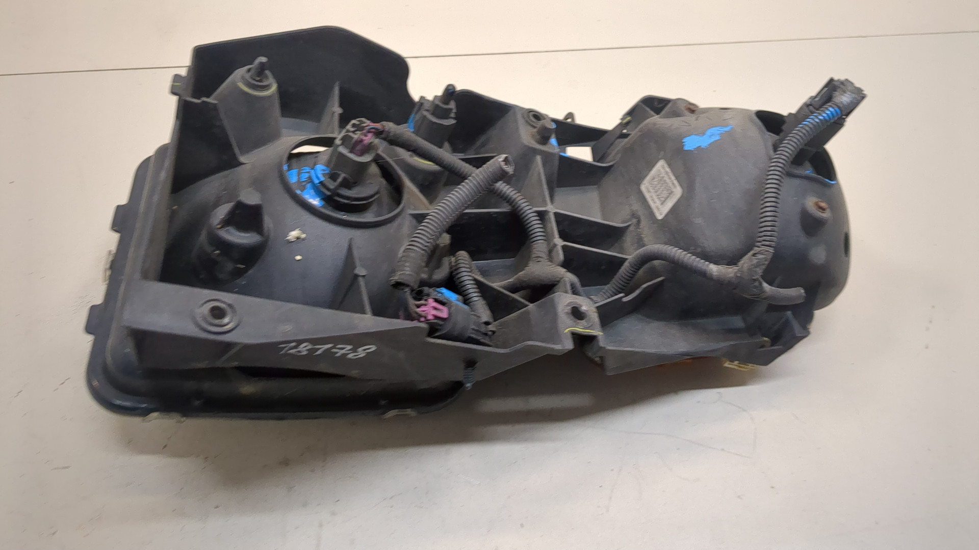 Фара правая