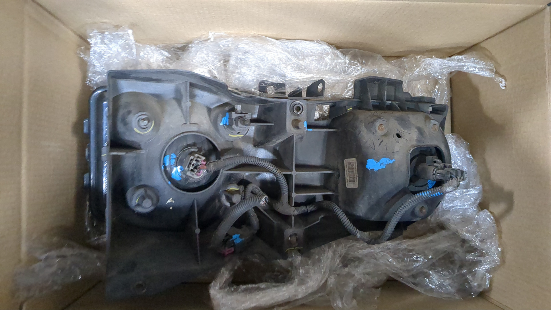 Фара правая