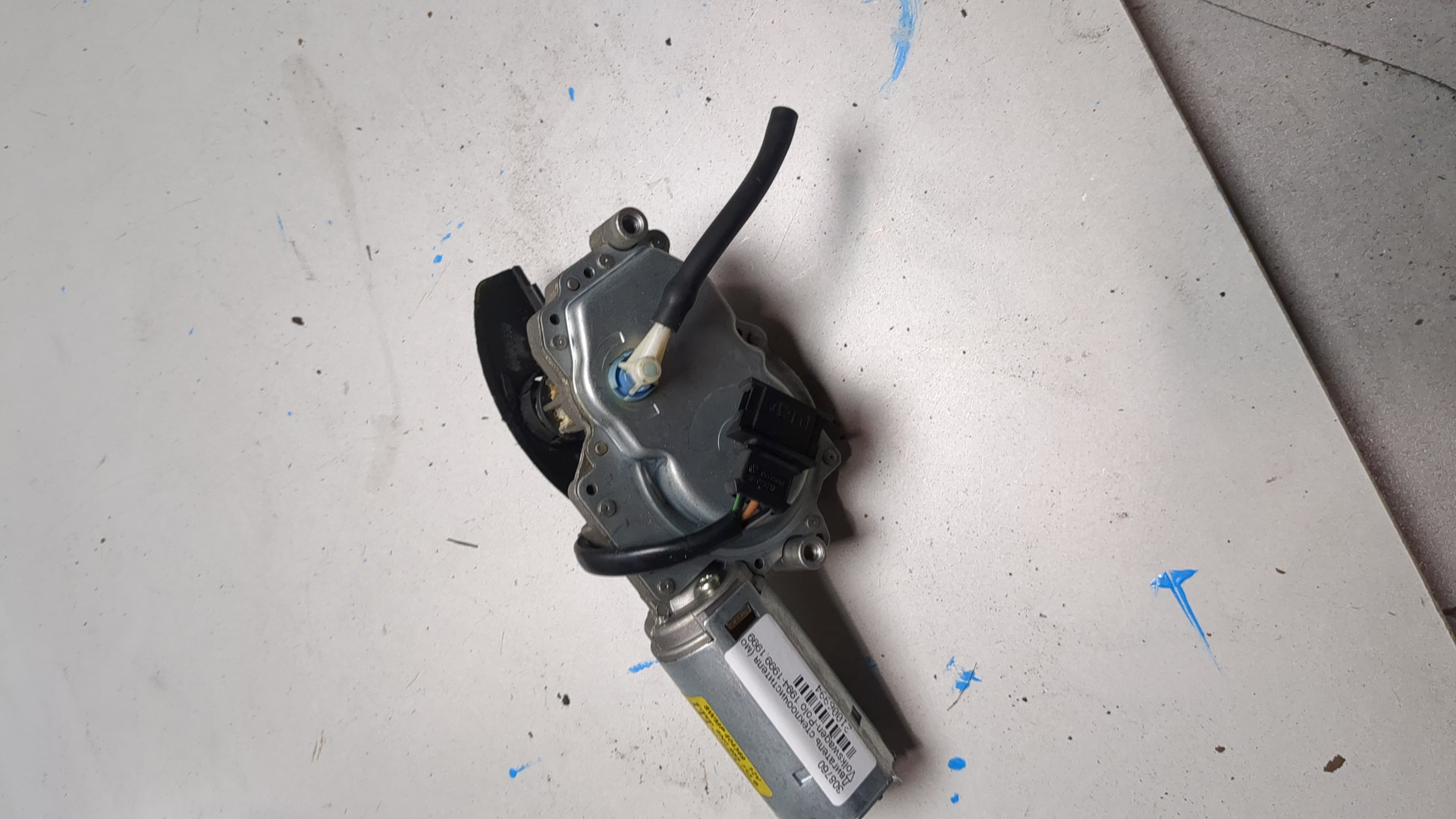 Моторчик стеклоочистителя задний