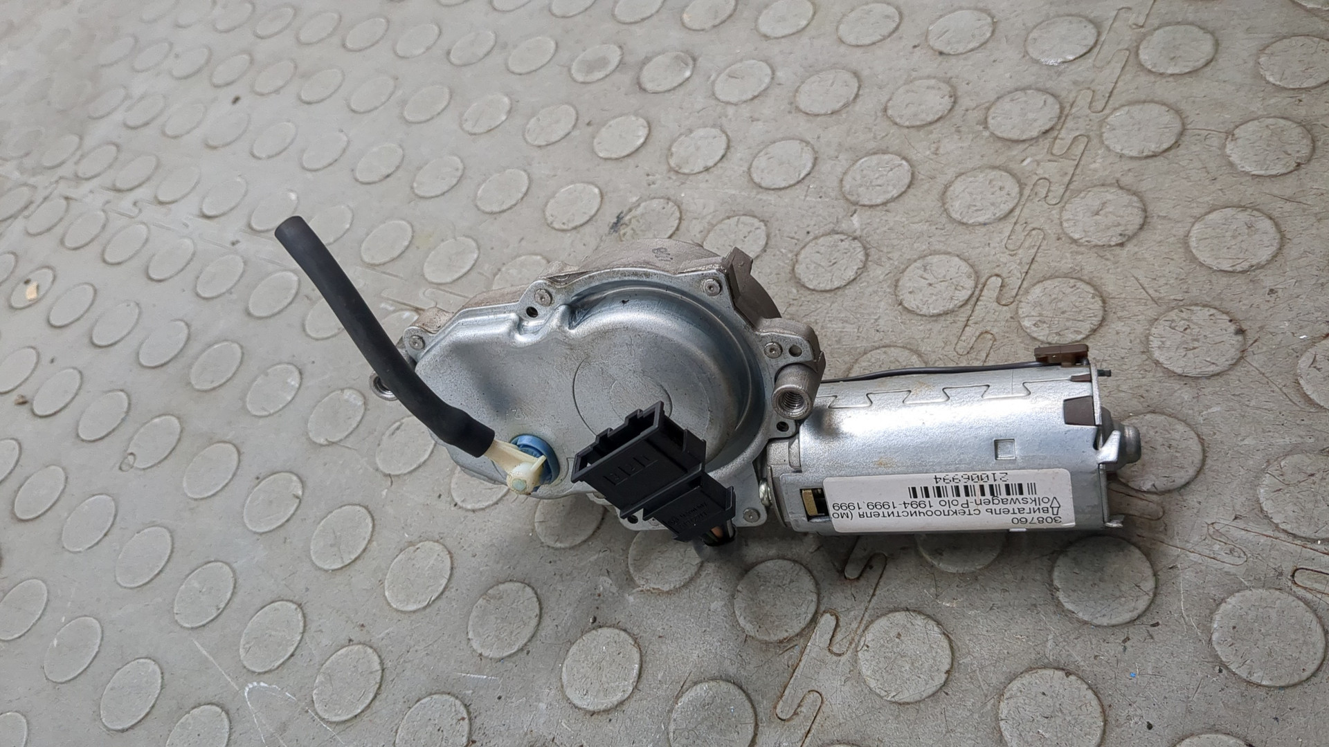 Моторчик стеклоочистителя задний