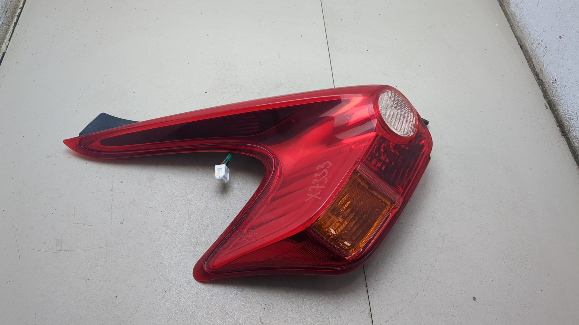 Фонарь задний левый