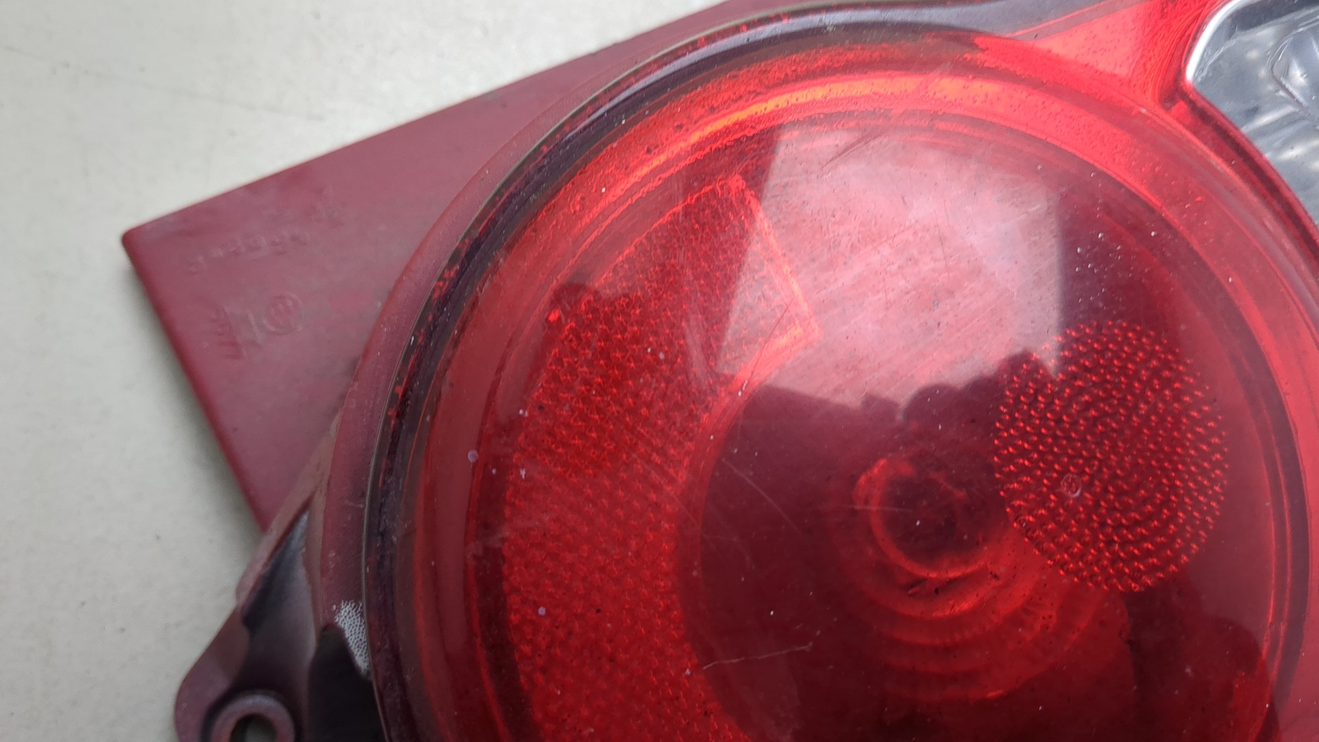 Фонарь задний левый