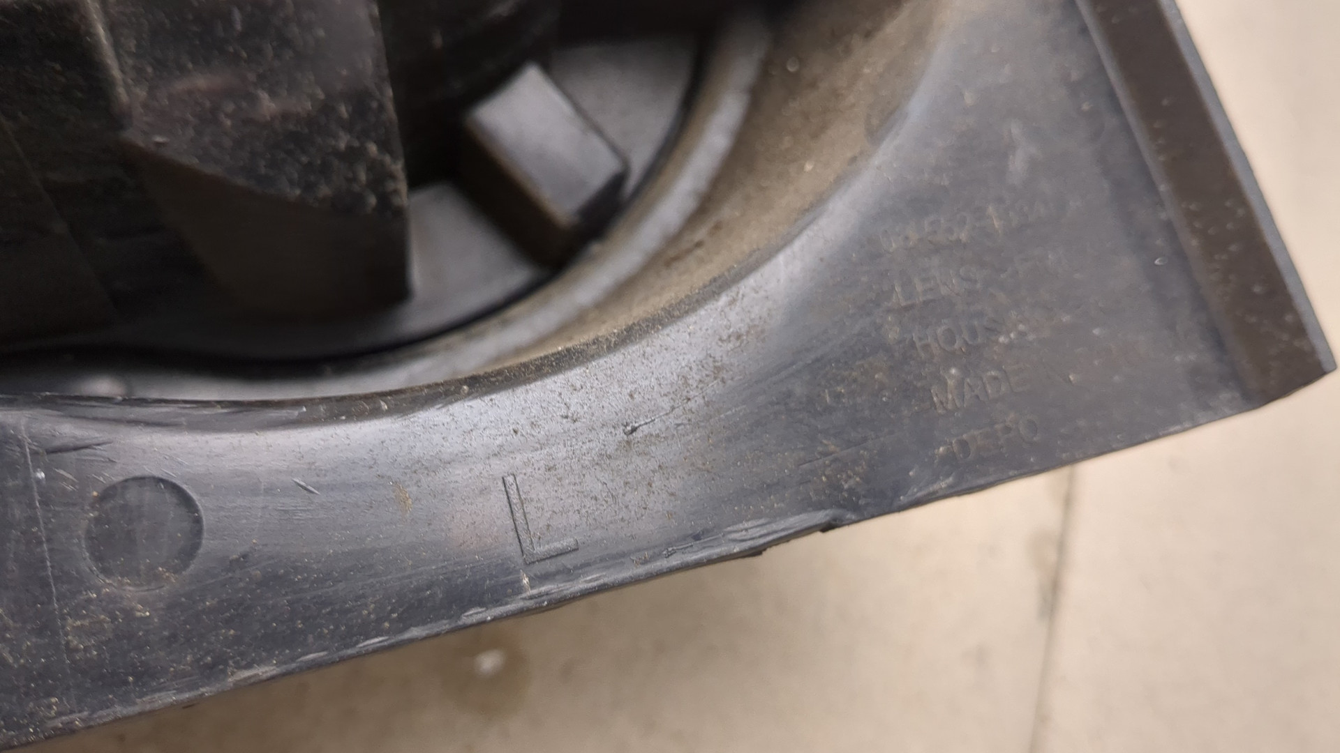 Фонарь задний левый