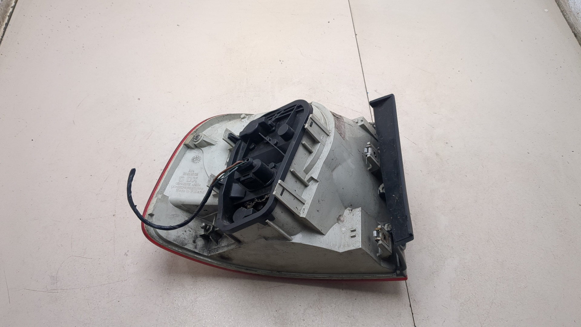 Фонарь задний правый