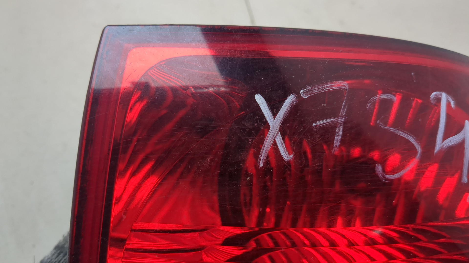 Фонарь задний правый