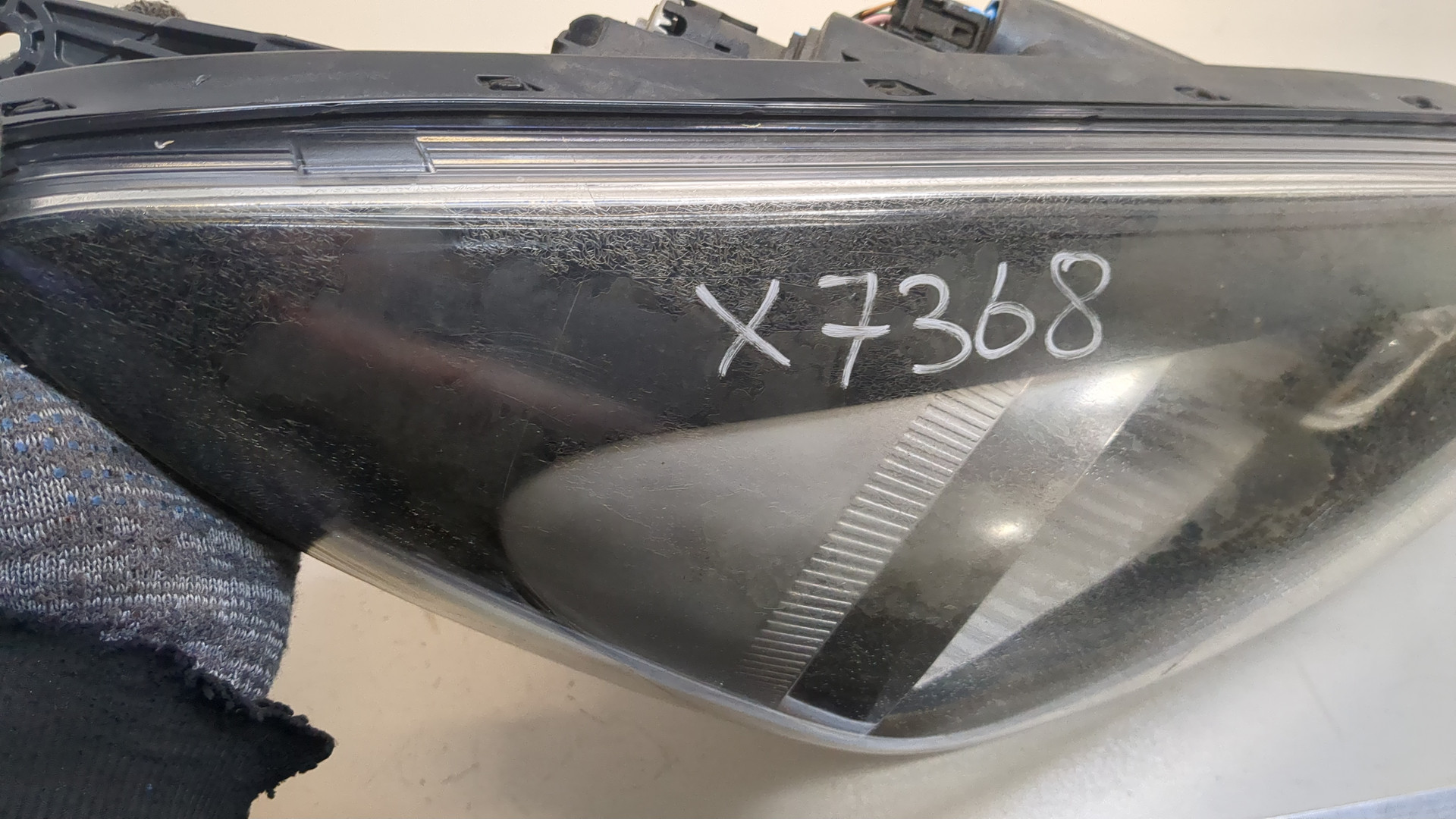 Фара правая