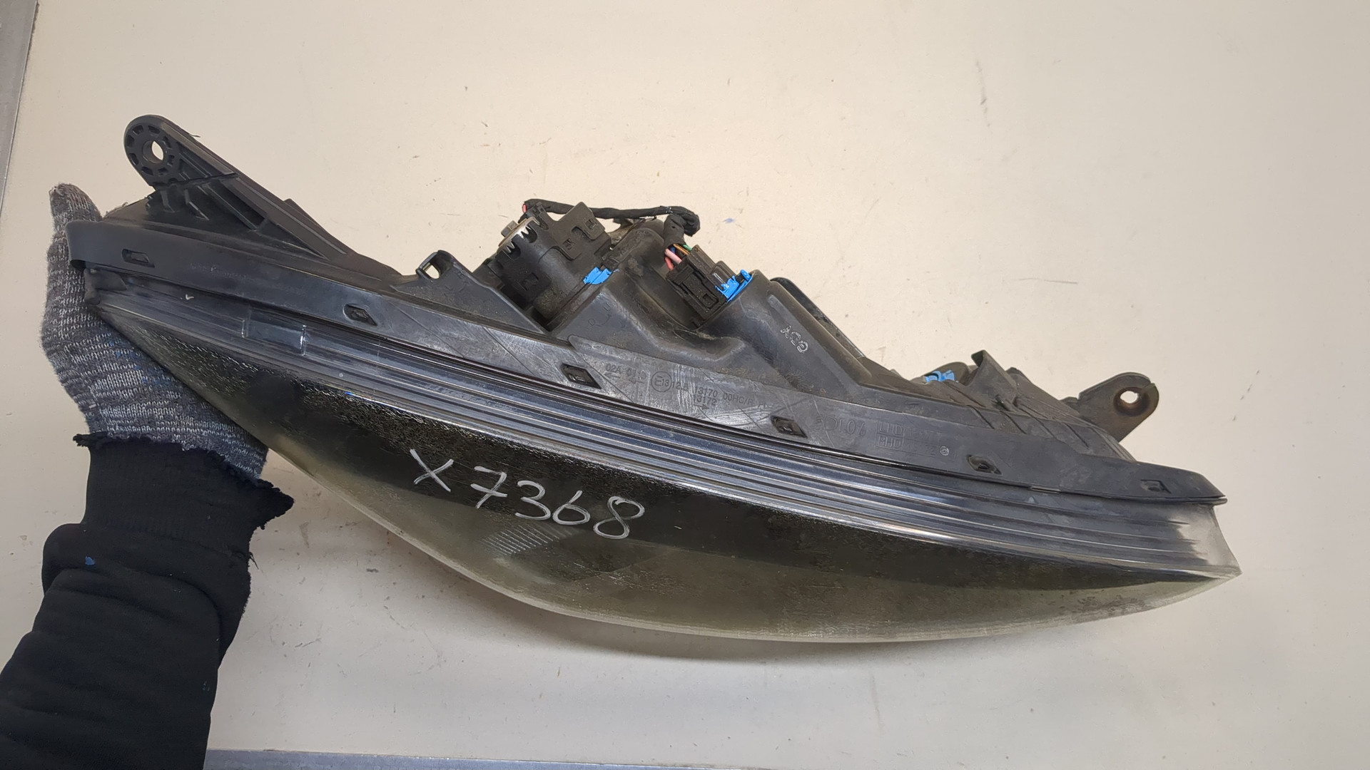 Фара правая