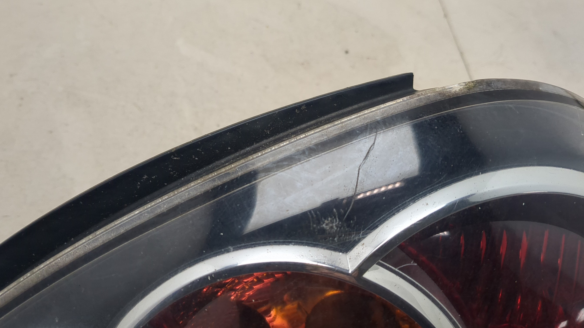 Фонарь задний правый