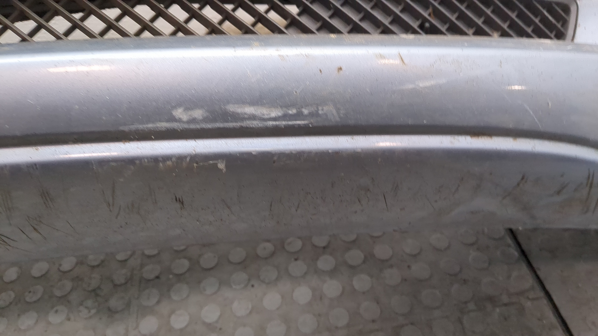 Бампер передний