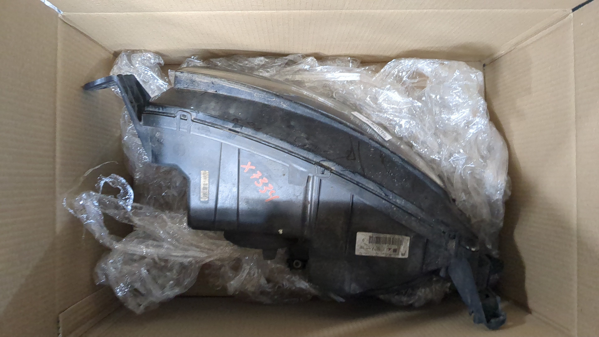 Фара правая