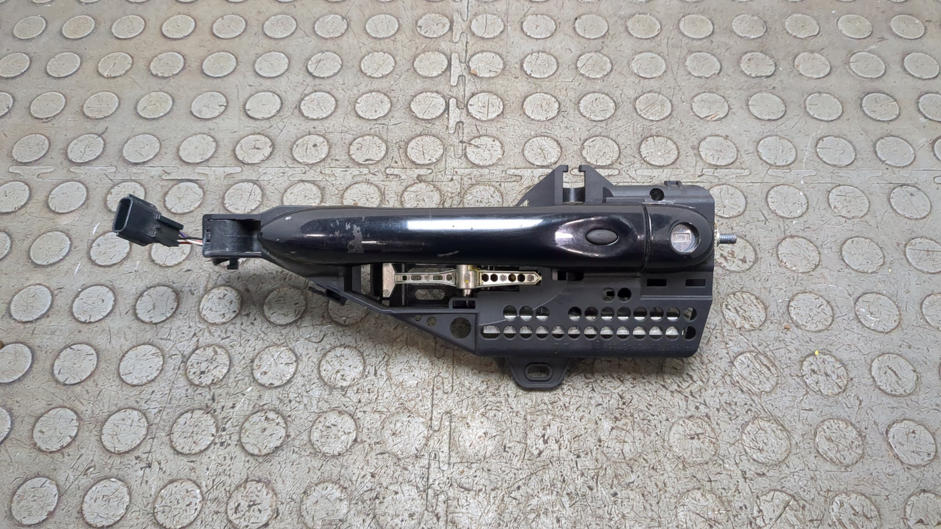 Ручка двери наружная